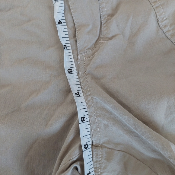 KUHL Kontra Cargo Hiking Capri Convertible Short Size 10 - Picture 8 of 10